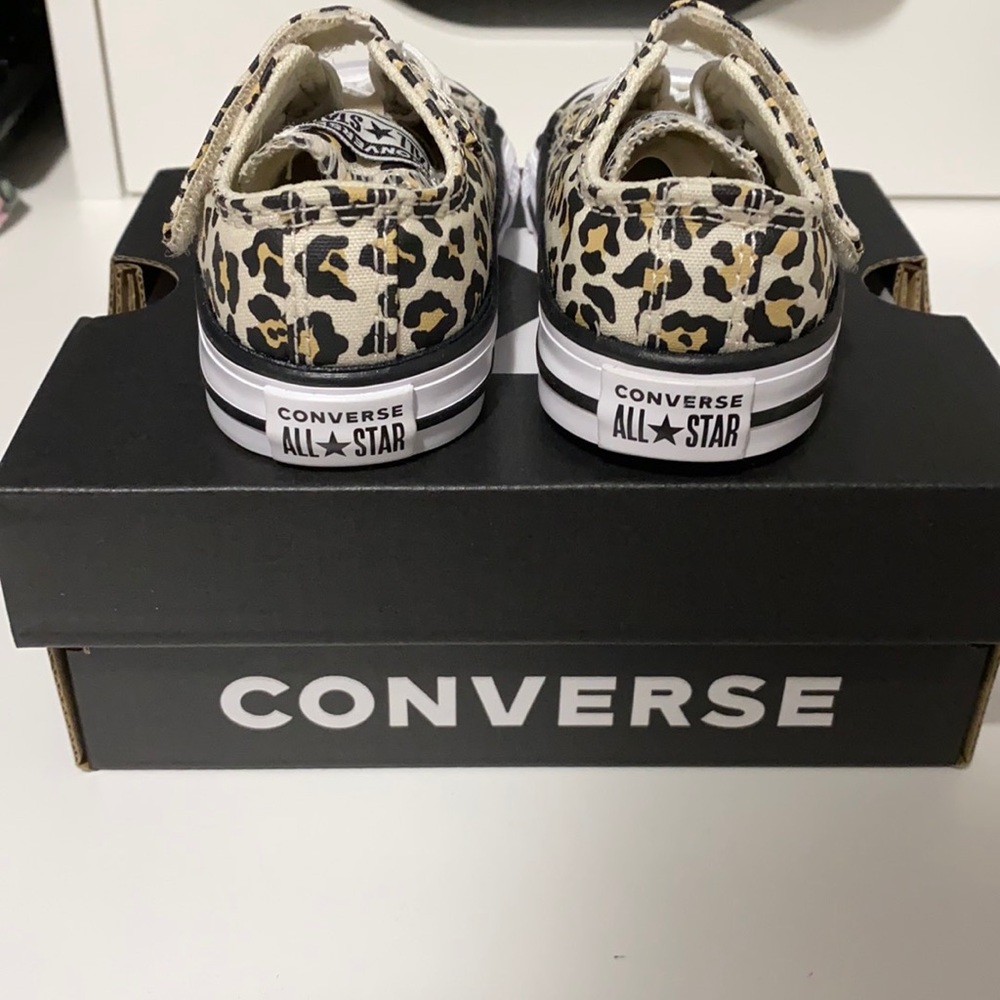 Infant size 4 Cheetah Converse NIB